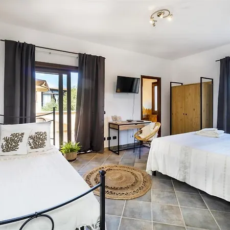 La Maison D'anna Maria - Lt - Pms Casevacanze Alloggio in famiglia Olbia