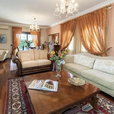 Alloggio in famiglia La Maison D'anna Maria - Lt - Pms Casevacanze