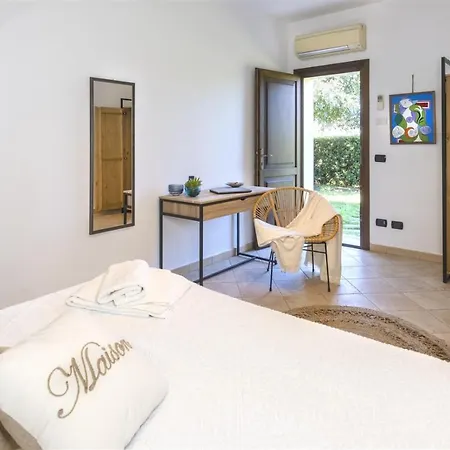 Alloggio in famiglia La Maison D'anna Maria - Lt - Pms Casevacanze Olbia